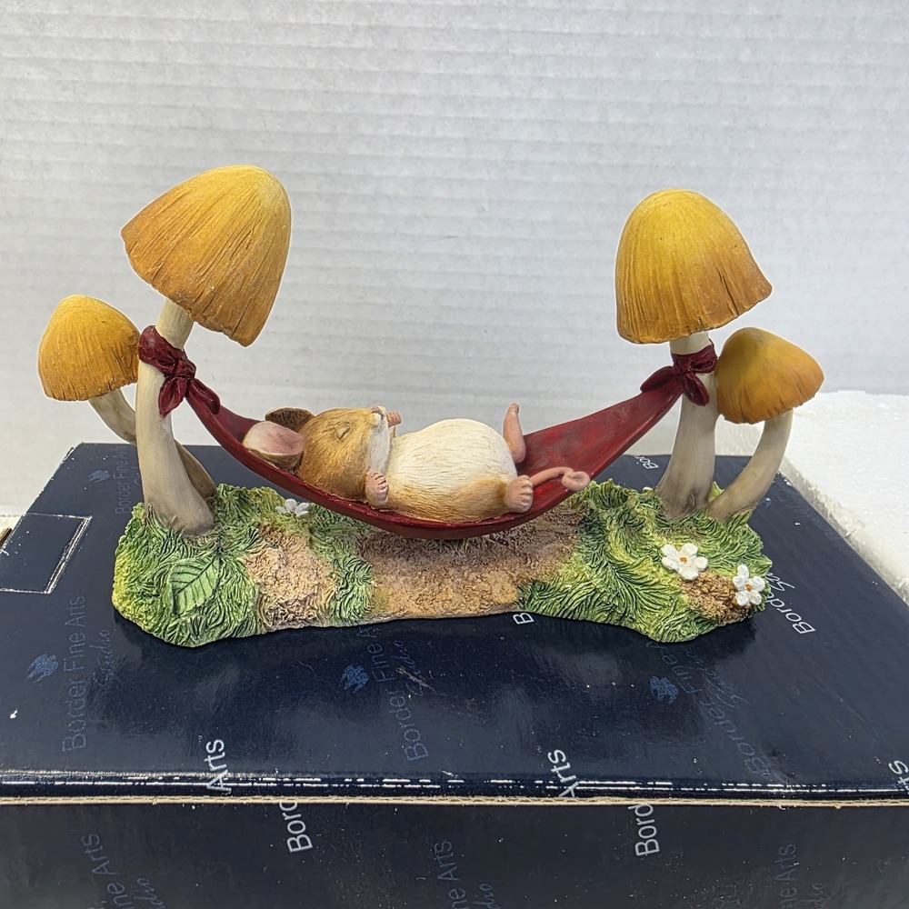 Border Fine Arts Figurine Merrie Mice Lazy Days‎ 2002 Figure A1811 rare